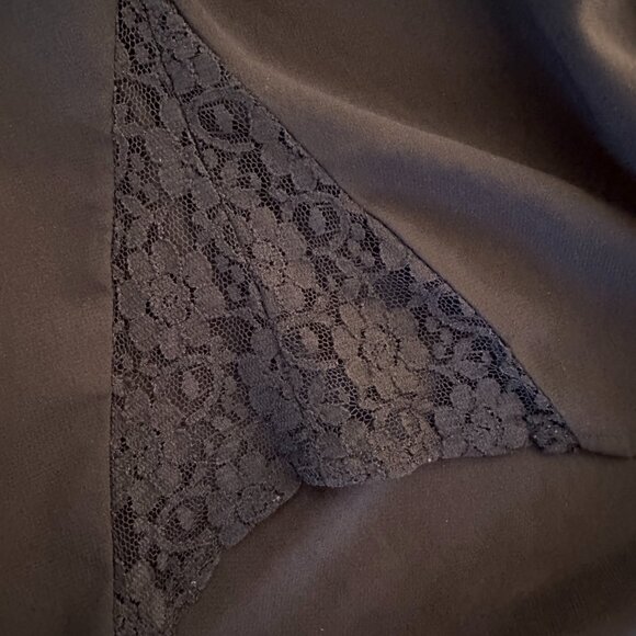 Vero Moda Black Lace Top - Size Small - Picture 4 of 4